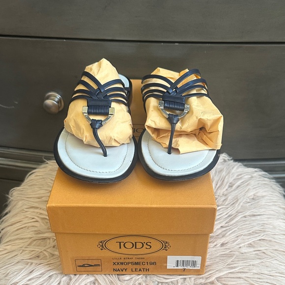 Tod's Sandals - Picture 1 of 7